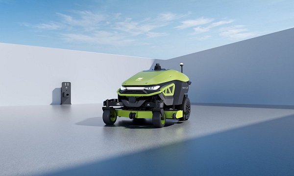 Robot tosaerba PUDU GT5